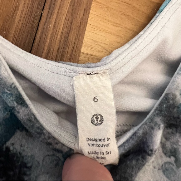Lululemon Align Tank - Sz 6 - Picture 3 of 3